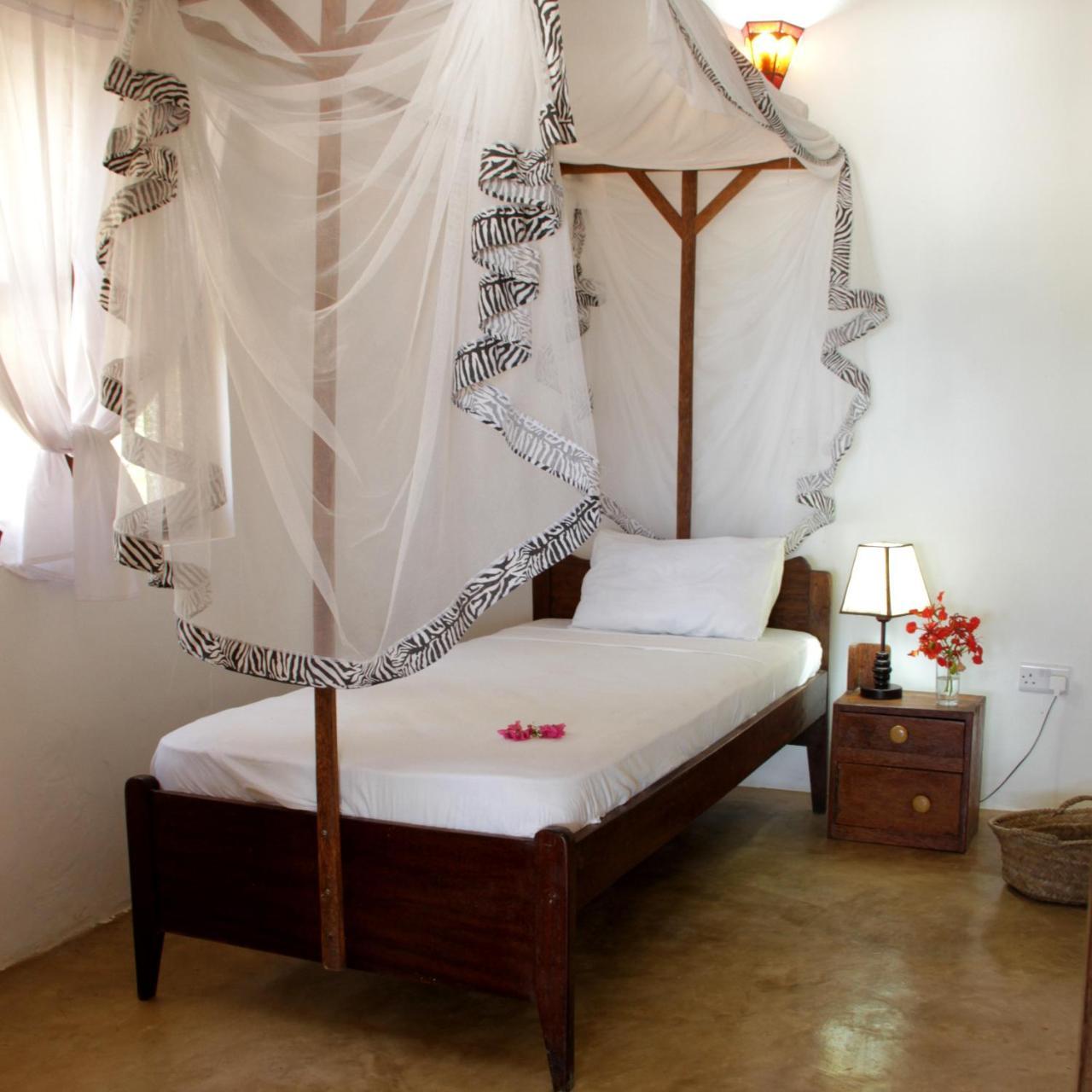 Panga Chumvi Beach Resort Matemwe  Ruang foto